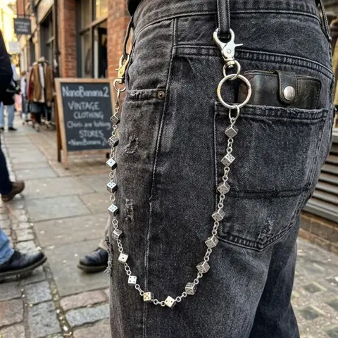 Punk Dice Wallet Chain, Silver Alloy Hip Hop Gothic Pants Chain, Clip Carabiner Clasp, Unisex Accessory for Jeans and Keys, Gift