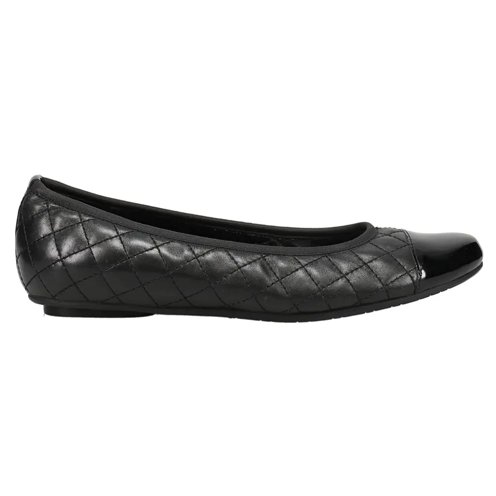 VANELi Womens Serene Quilted Slip On Ballet Flats Casual - Black