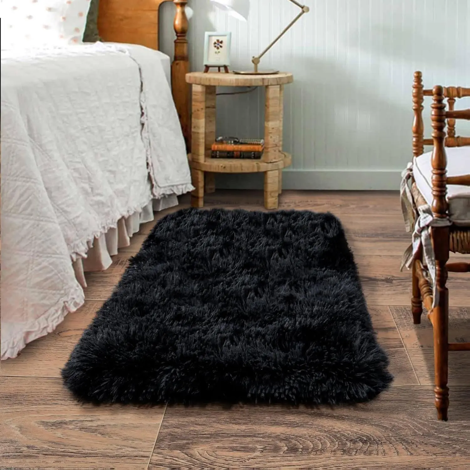 [New Deal]- Small Black Area Rug, 2x3 Rug for Bedroom Shaggy Throw Rugs for Dorm Rug, Soft Shag Carpet for Kids Room, Plush Comfy Fluffy Bedside Rug for Home Decor Aesthetic