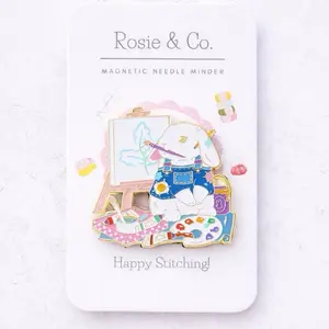 Giant Bunny Painter Magnet Needle Minder