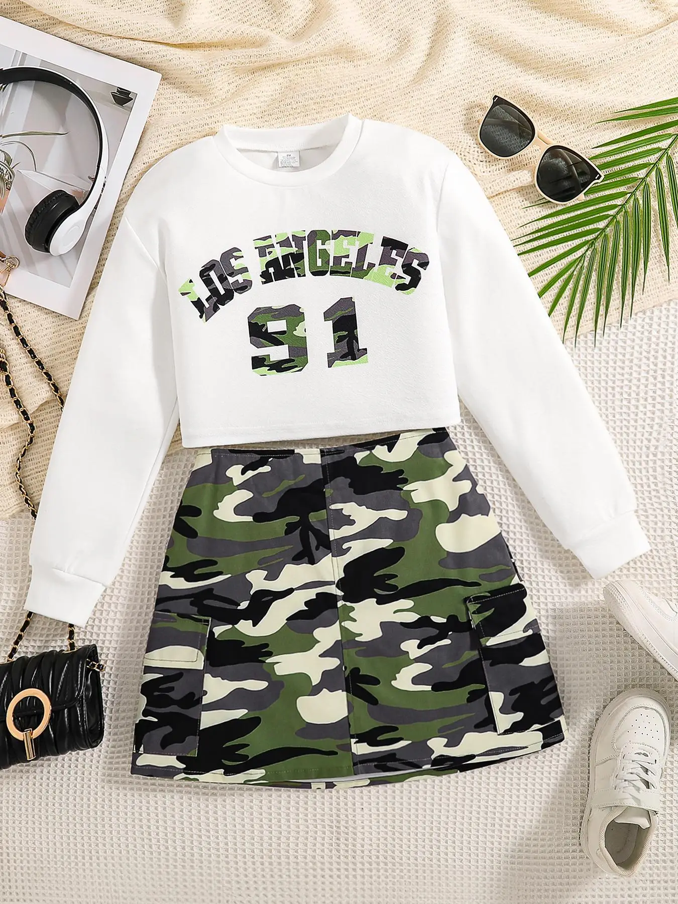 Girl's Letter Print Crop Sweatshirt & Camo Print Skirt Two-piece Set, Casual Fashion Round Neck Long Sleeve Top & Skirt for Daily Outdoor Wear, Kids C