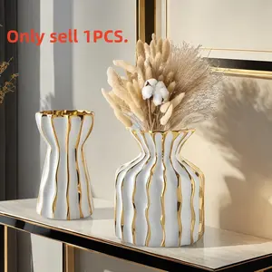 1 Count High-End Minimalist Concave-Convex Curved Ceramic Vase, Floral Flower Arrangement Vase for Office Desktop, Living Room and TV Cabinet, Home Decor Vase, Flower Arrangement Decoration, Home Decorative Vase, Ceramic Bouquet Vase