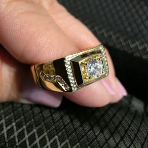 Elegant Gold Tone Ring with Sparkling Center Stone and Rhinestone Accents for Men's Fashion