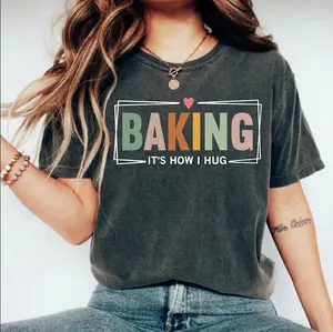 Funny Baking T-Shirt: Baking It's How I Hug, Baker Gift