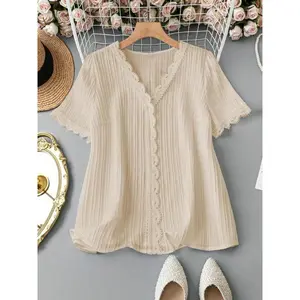 Plus size women's shirt, casual and fashionable top, comfortable fit, stylish design, very suitable for daily wear, fashionable women's clothingRAIMENTRY