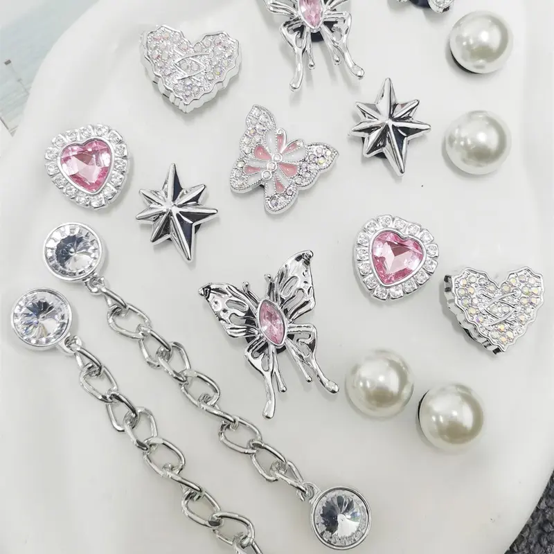 Butterfly & Heart & Chain Design Shoe Charms, Rhinestone & Faux Pearl Decorated Shoe Decoration Charms, Fashionable Bridal Shoes Decoration for Women & Girls Footwear Decorative Shoe Accessories