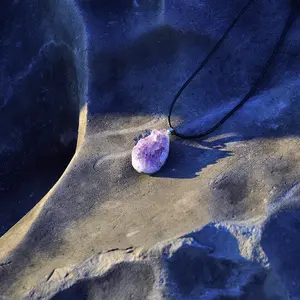 RawHigh Quality Minerals and Amethyst Crystal Pendant Necklace for Women Men