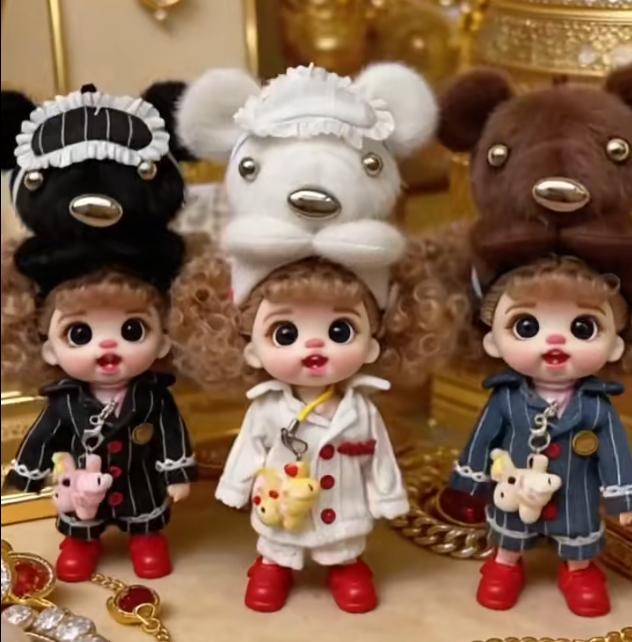 WaKa Toys & LUOLIFEN 100% Series Plush Blind Box | 6+1 Hidden  | Adorable Desk & Phone Decor