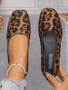 Women's Fashion Leopard Print Flats, Casual Comfort Round Toe Shoes, Lightweight Breathable, Suitable for Daily Wear, Unisex Kids Friendly