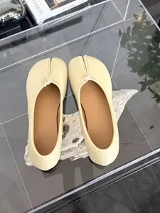 Women's Split-Toe Loafers, Korean Style Synthetic Slip-On Flats, Comfortable Shallow Cut Casual Grandma Shoes, Footwear