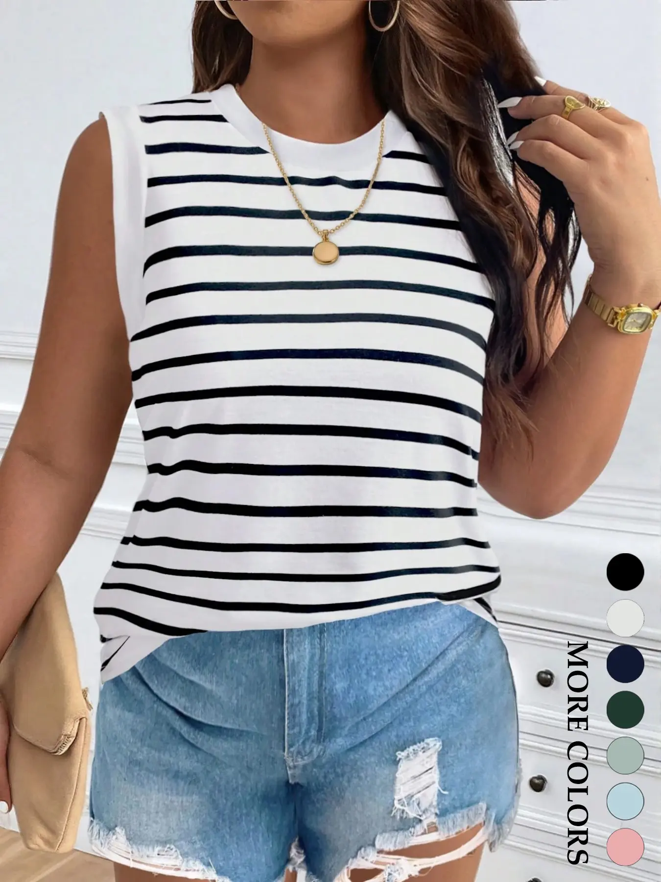 Women's Plus-Size Striped Sleeveless Tank Top, Crew Neck Casual Basic Tee for Summer Lounge, Everyday and Daily Wear