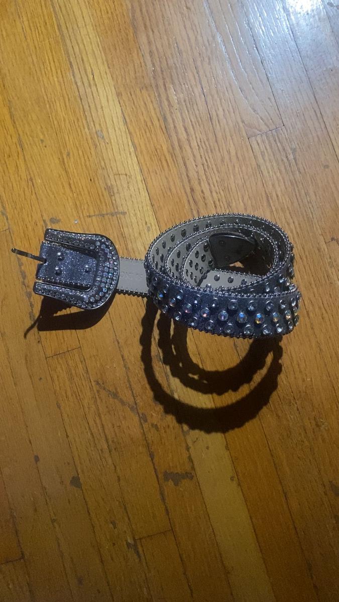 Item: Silvery, M(42 INCH)