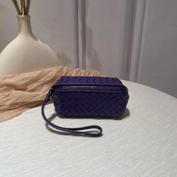 Pre-owned Bottega Veneta Small Intrecciato Wristlet Cosmetic Pouch in Purple 24207679