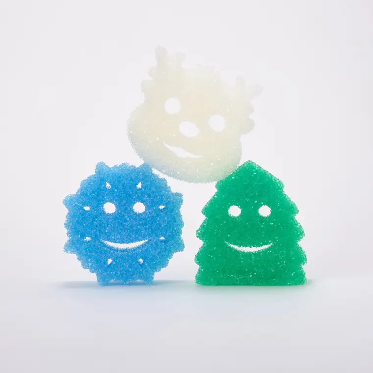 Scrub Daddy Winter Shaped Sponges - 1 Reindeer, 1 Douglas Fir Tree, 1 Snowflake