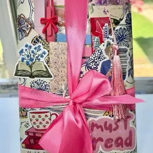 Blind Date with a Book -Literature Gift, Sealed Pack for Book Lovers