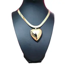 Santiago Jewerly #15 Necklace Heart Luxury 16inch Gold Plated Pendant for Women