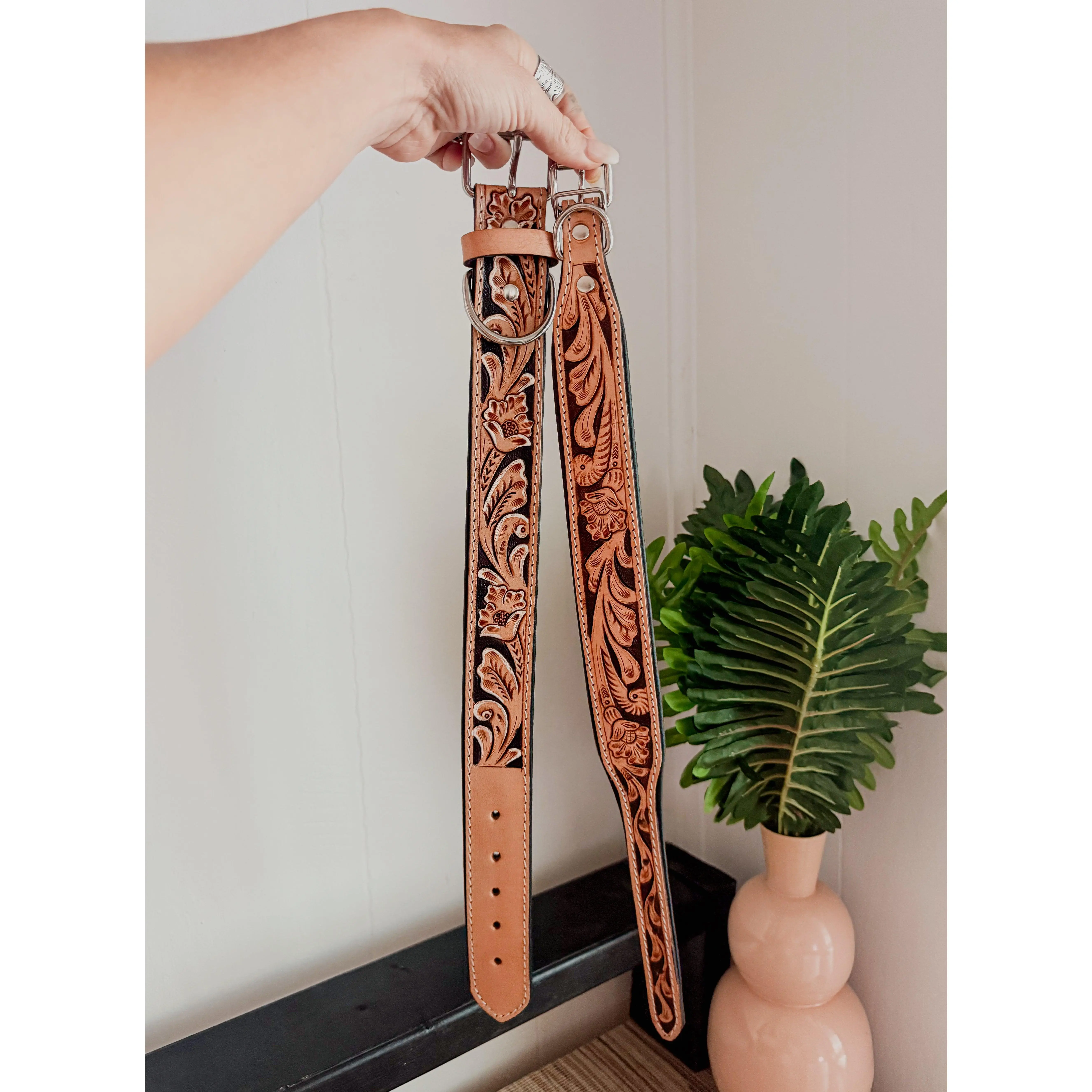 Magnolia Beau | (M/L) Natural Floral Leather Hand Tooled Dog Collar