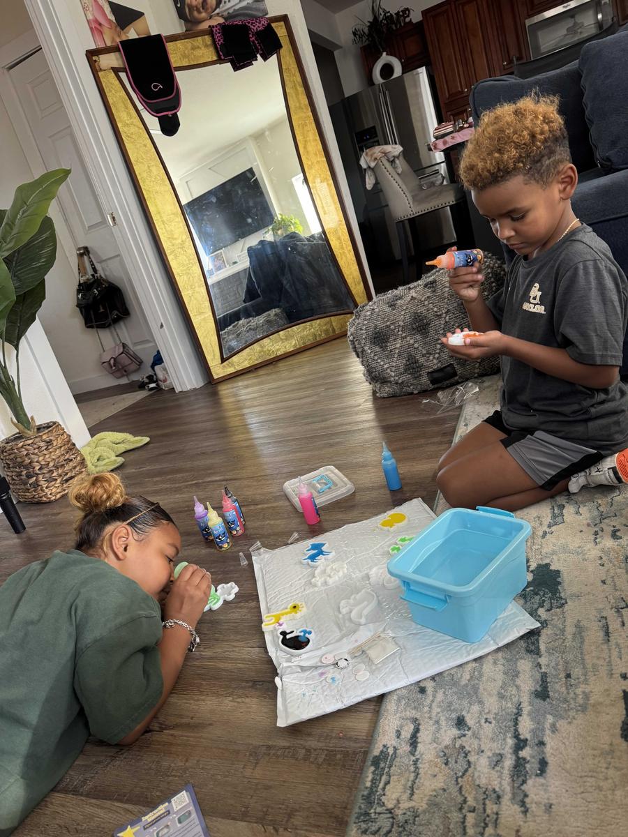 Item: 【10 molds + 8 colors】*1 pcs