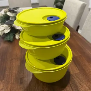 Bright Lime Green Microwave Container Set | 3 Pieces (800ml–1.3L-1.8L)