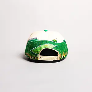 Oregon Autzen Stadium / Cream & Green