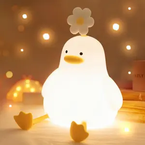 EFFUN Color-Changing Duck Night Light for Kids, 7-Color Ambient Nursery Lamp, Baby-Safe Soft Silicone, 30-Min Timer, Rechargeable Bedside Companion