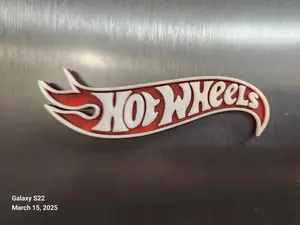 2 pack of Hot Wheels Magnets