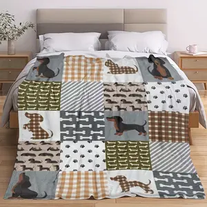 A Soft And Lightweight Dachshund Fleece Blanket, Perfect As A Gift For Pet Lovers. This Versatile Throw Is Suitable For Beds, Sofas, Chairs, And Adds A Decorative Touch To Living Rooms, Usable In All Seasons