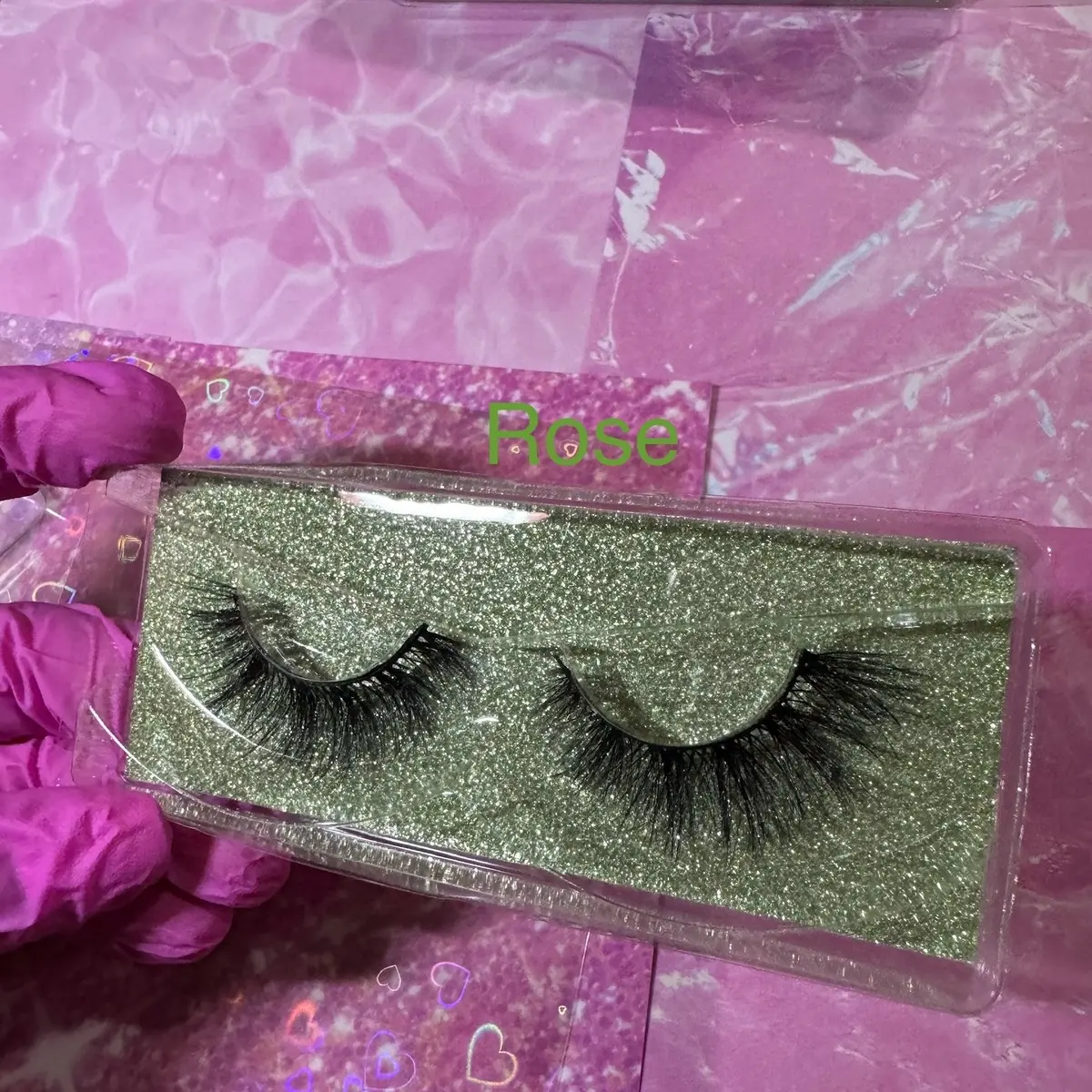 Rose eyelash