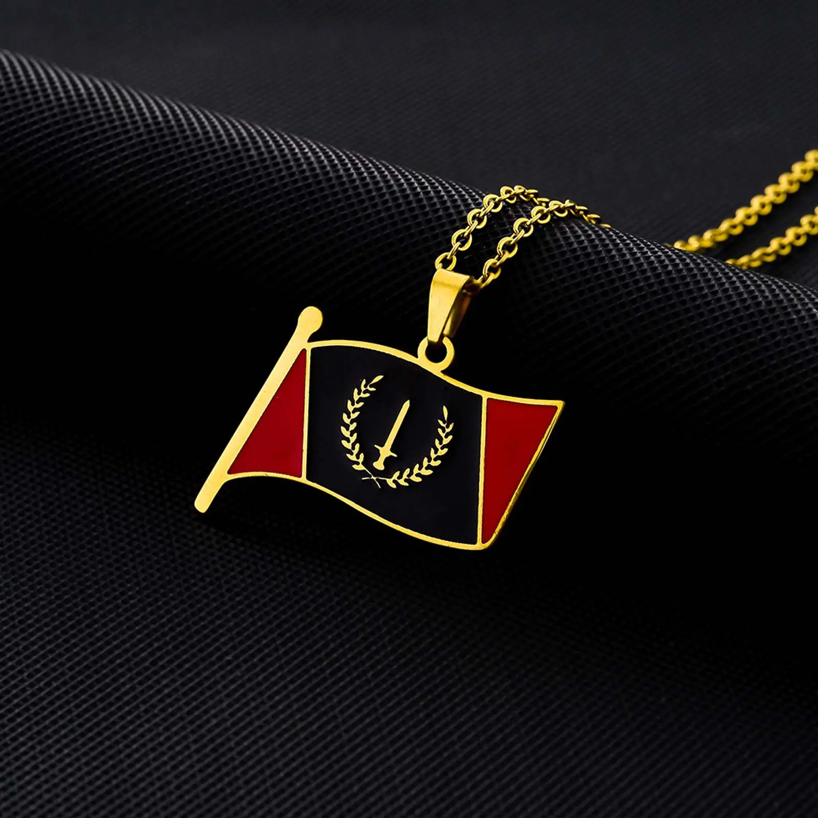 Flag necklace golden O-shaped chain men and women's daily matching