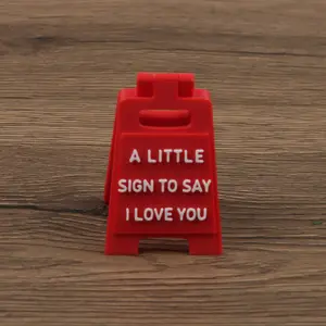 1pc Valentine's Day Gift, Romantic Message Decorative Sign Desk Gift, “A Little Sign to Say I Love You”, Fashion Sign Desk Gift For Girlfriends and Boyfriends