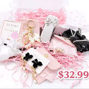 Cute Accessories Gift Set – 5 Pieces + FREE Hair Scrunchie