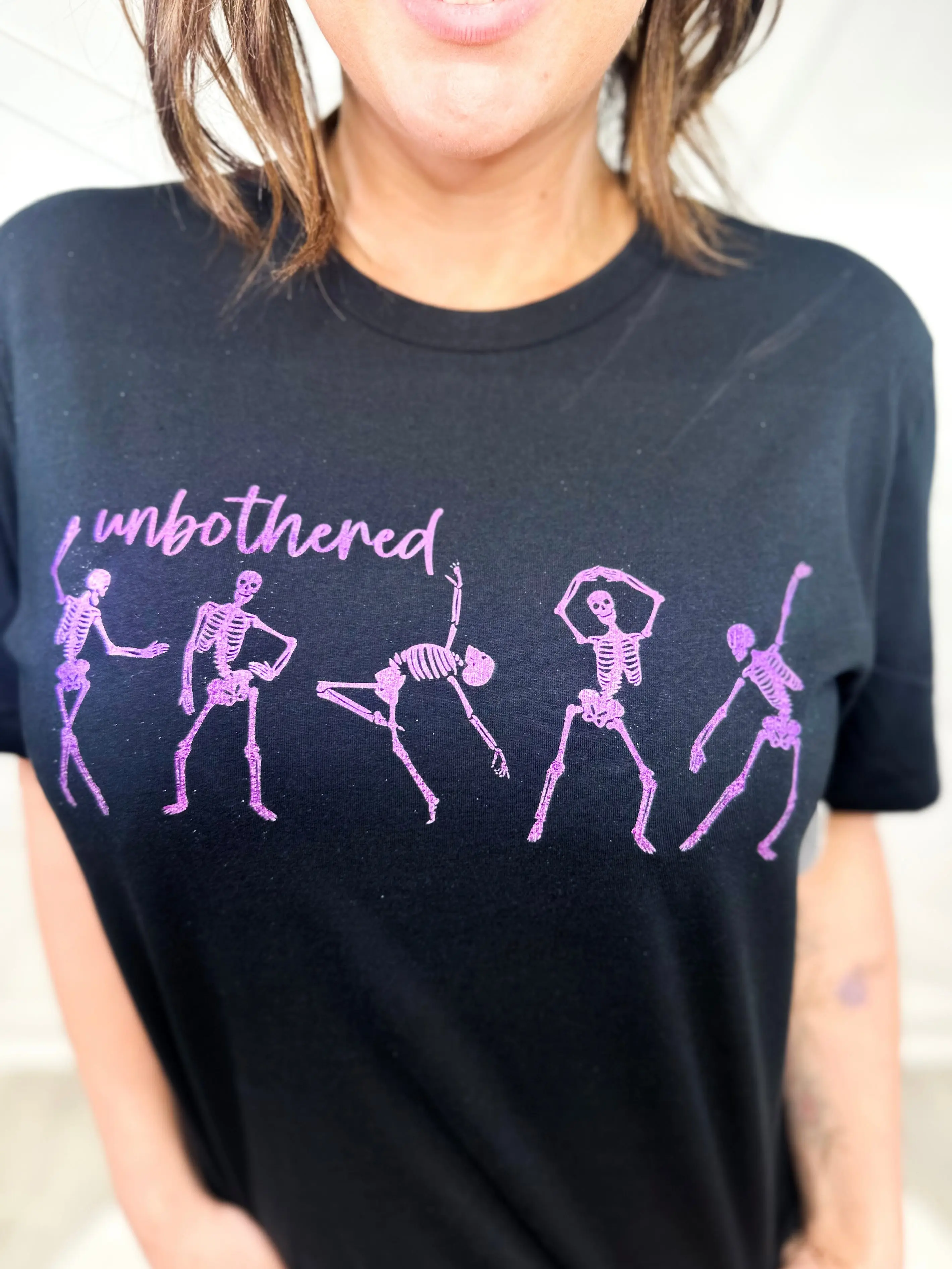 Foil Unbothered Skully Graphic Tee -673