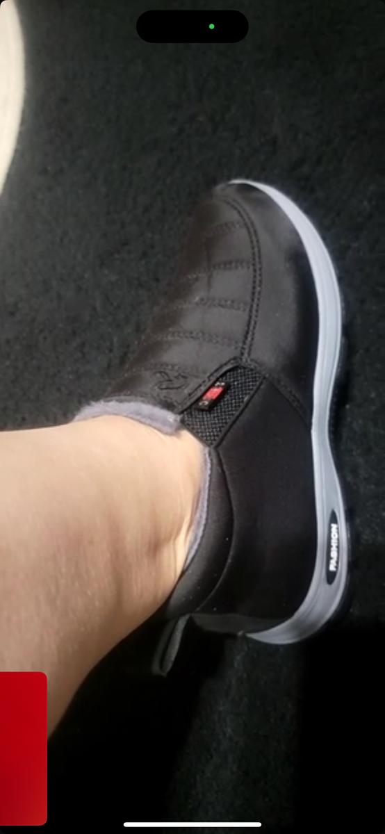 Item: Black, US 10(CN41)