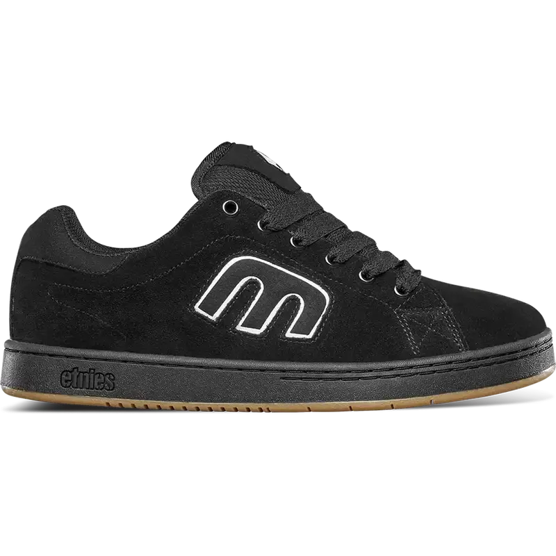 ETNIES Callicut Boys' Black Suede Low-Top Skateboarding Shoes - Icon Collection, Suede Upper, STI Cushion Insole, 400 NBS Rubber Sole, Laces, Breathable Mesh Tongue, Casual Sports Trainer, Streetwear Footwear for Daily Wear