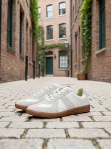 2026 New Retro German Army Training Sneakers Unisex Mens Womens Comfortable Casual Shoes Classic Street Fashion Couple Leisure Footwear Lightweight Durable Walking Sneaker