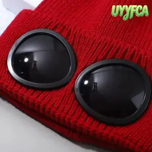UYYFCA Unisex Aviator Goggle Knit Beanie, Integrated Sunglasses Lenses Design, Soft Warm Knitted Pilot Hat for Men and Women, Cozy Fall Winter Accessory for Daily Wear and Outdoor Use