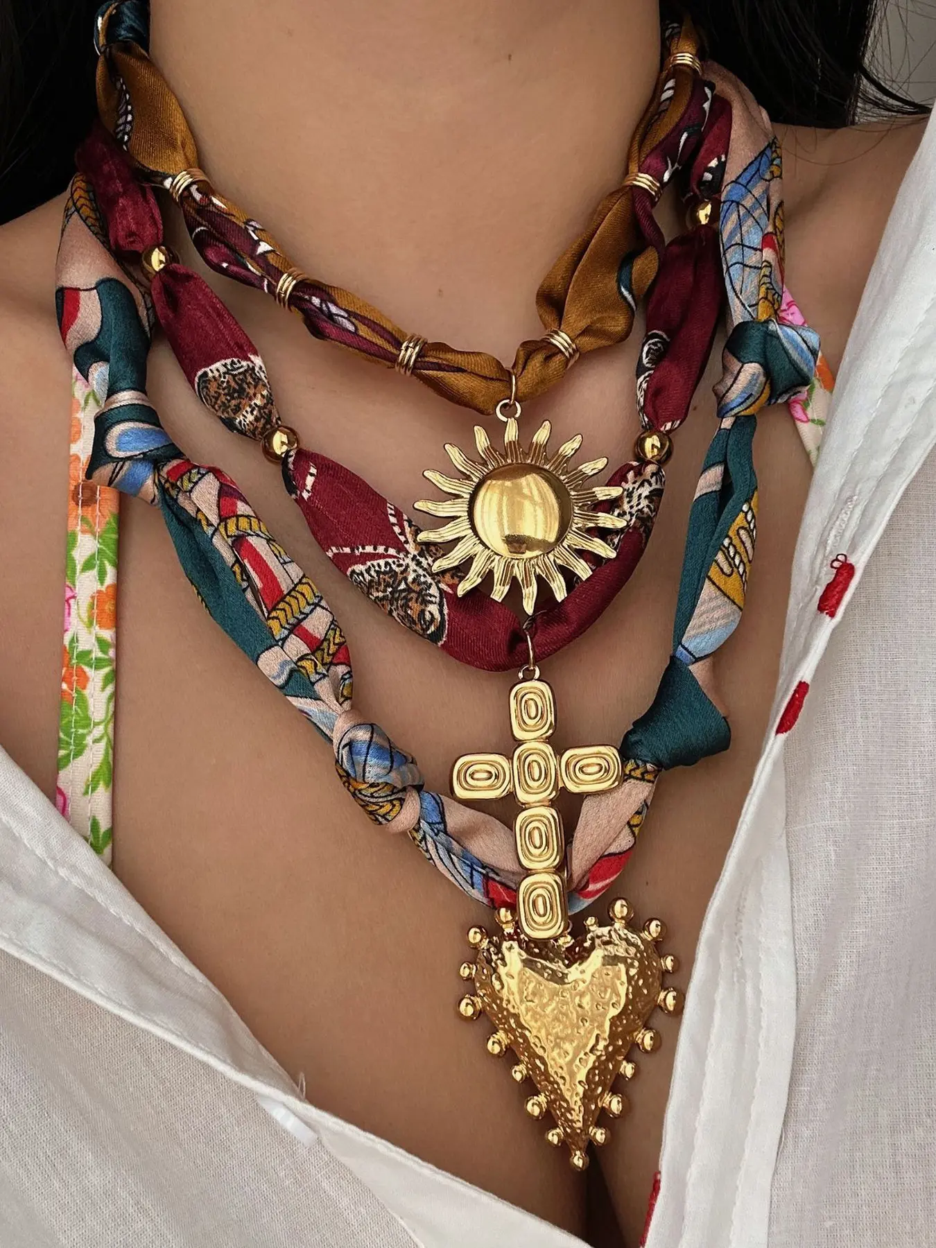 3 Piece Fashion Cross Sunflower Heart Stainless Steel 18k Gold Plated Pendant Necklace Set, Casual Style, All Seasons Wear, Heart Shaped Pendant, Cross Necklaces, Faith Style Necklaces
