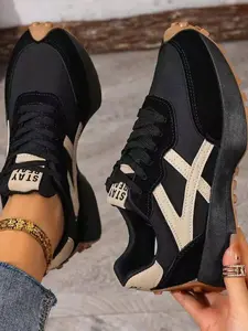 Women's new plus-size fashion pointed-toe lace-up thick-soled non-slip casual sneakers, suitable for daily wear, simple, comfortable, lightweight, suitable for commuting, multi-functional casual sports shoes