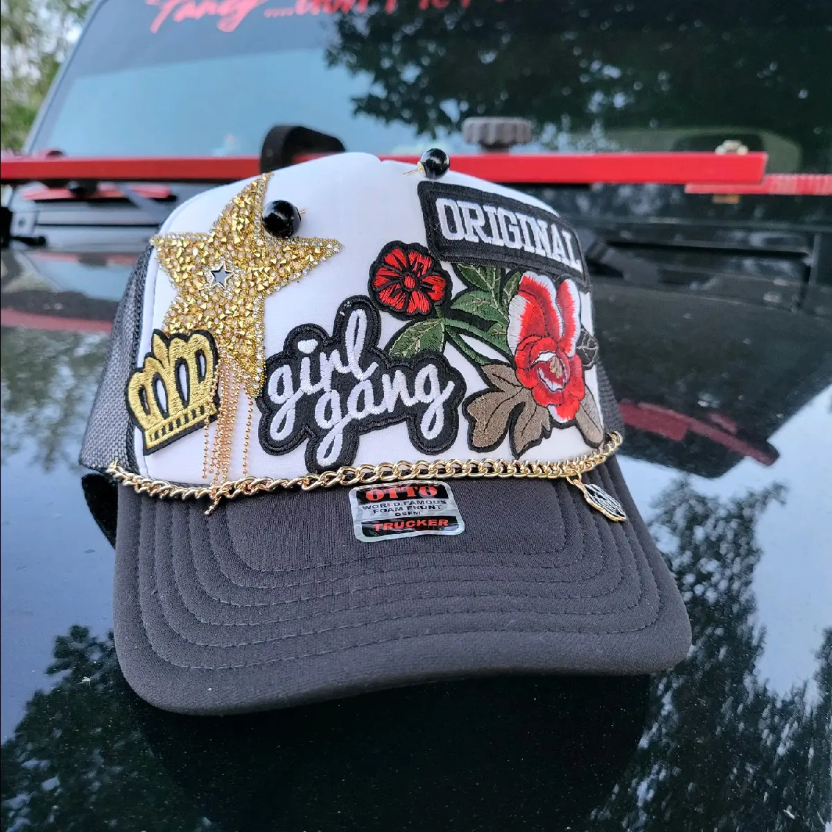 OTTO Black Trucker Hat with Red Patterned Front and Green Accent Otto Red Black Trucker Hat Adjustable Snapback Baseball Cap  main image 4