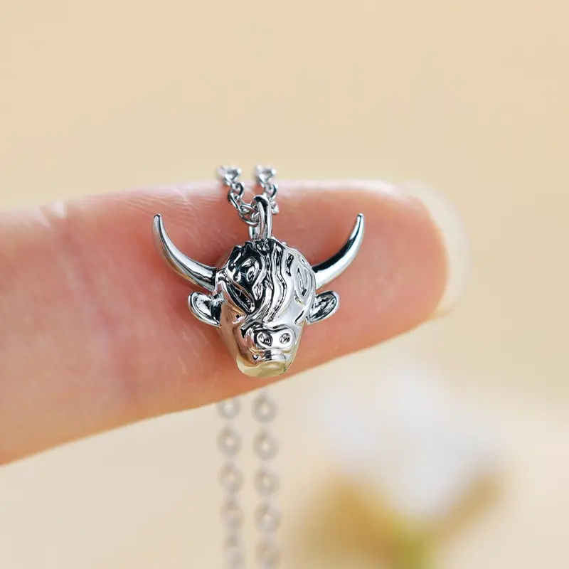 Cow Head Design Pendant Necklace for Women & Men, Fashion Copper Jewelry for Party, Daily Clothing Decor, Trendy All-match & Exquisite Jewelry for Birthday Gift, Adjustable Necklace, Statement Necklace, Western Jewelry, Jewelry Accessory, Jewelry Gifts
