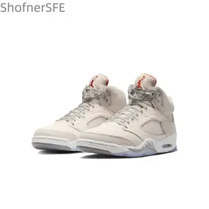 Beige Retro Anti-Slip Wear-Resistant Vintage Basketball Shoes for Men Comfortable and Durable