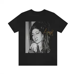 Amy Winehouse SIGNATURE Black Men T Shirt All Size S-3XL SHORT Sleeve Casual Cotton Fabric Menswear Graphic Classic Garment Decoration