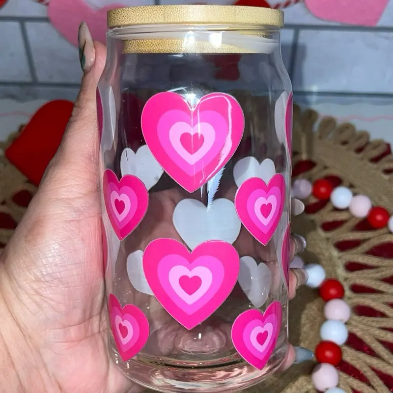 Pink Retro Hearts Glass Cup - Heart-Shaped Drinkware with Pink Paper Stripes, Ideal for Candle Decor and Drink Arrangement