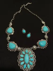 Vintage Turquoise Statement Jewelry Set Boho Western Style Necklace & Earrings Set -032