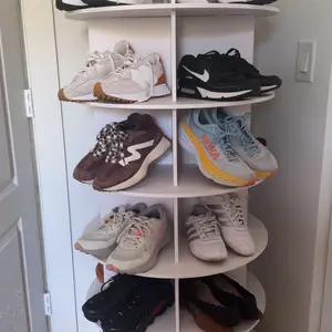 Sweetcrispy S - Rotating Shoe Rack Tower, Spinning Shoe Display Lazy Susan, Revolving 360 Shoe Rack Storage Round Carousel, Vertical Handbag Rotate Shoes Closet Organization