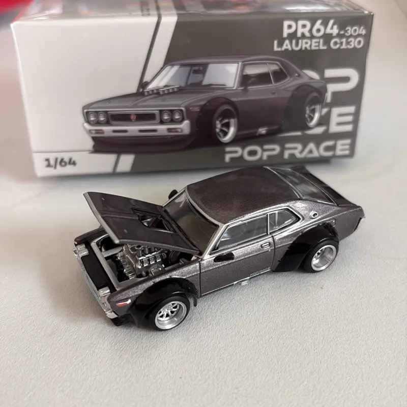 PR64-304 Laurel C130 Diecast Model Car, Collectible Entertainment Toy