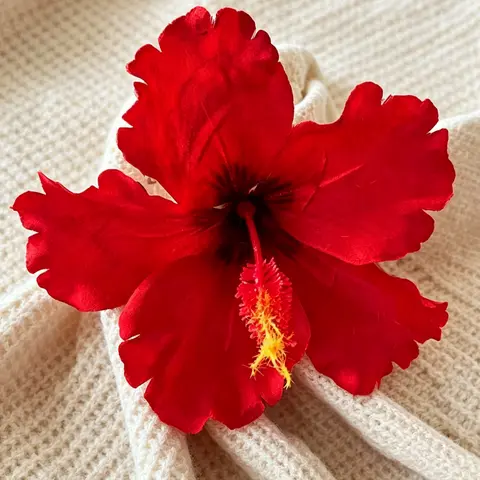 1pc New Style Hawaiian Artificial Hibiscus Flower Duckbill Clip Hairpin, Side Hair Clip Suitable for Bridal Weddings, Hawaiian Beach Tropical Party Decorative Hair Clip, Flower Hair Clips, Artificial Flowers, Party Decoration, Tropical Hair Accessories