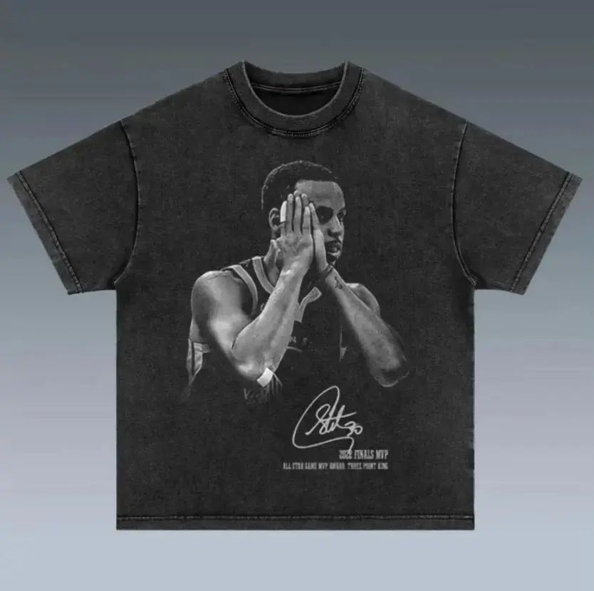 Vintage-wash short-sleeve tee – suitable for men and women Stephen Curry-themed apparel (for teens and adults): basketball jerseys, graphic T-shirts for boys, unisex gifts, and retro Y2K-style hoodies and sweatshirts.