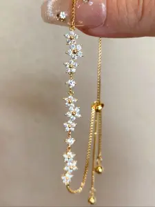 Sparkling Cubic Zirconia Five Leaf Flower Bracelet, Dainty Women's Diamond Adjustable Bracelet, Perfect for Party, Daily Wear, Wedding, High Quality Bracelet