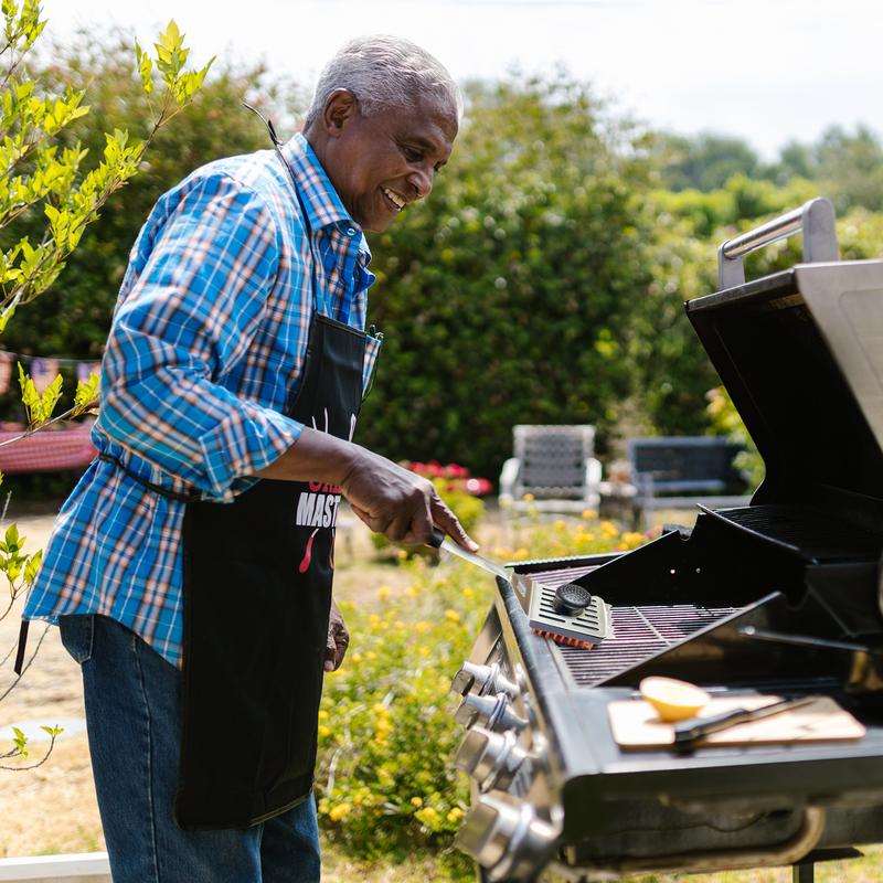 SearPro 4-in1 Grill Brush Spatula BBQ Cleaner Scraper Barbecue Tool Accessories Kit Heat Resistant Nylon Bristle Spatula Outdoor Smoker Black Stone Grate Cast Iron Spatula Non-Wire Brush Combo